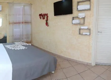 Crisan B&B Affittacamere-2